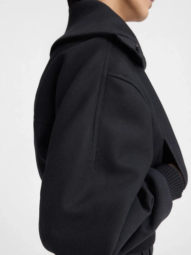 The Bordo bomber jacket Ribber bomber jacket The Bordo bomber jacket Ribber bomber jacket