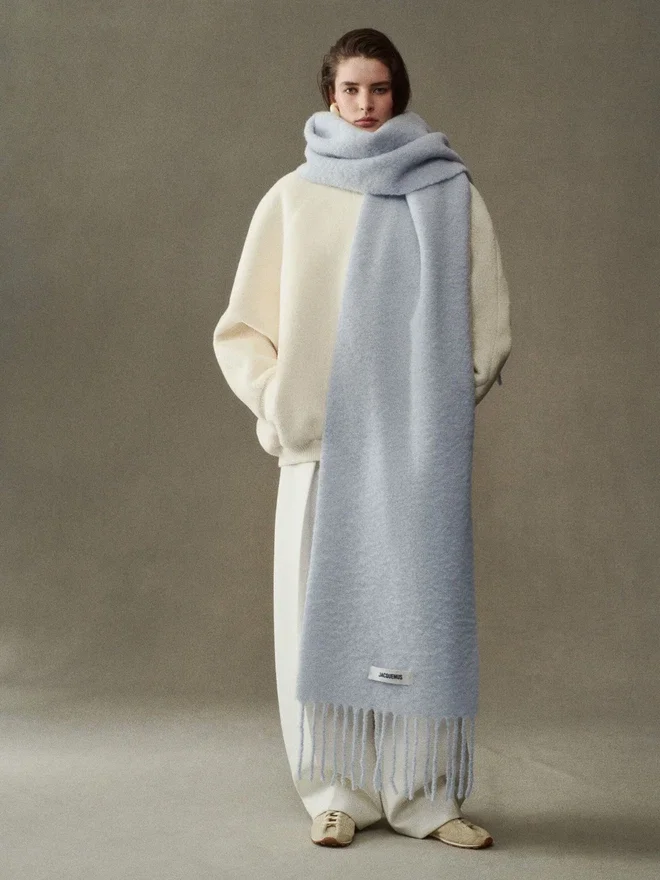 The Carro scarf Long fringe scarf The Carro scarf Long fringe scarf