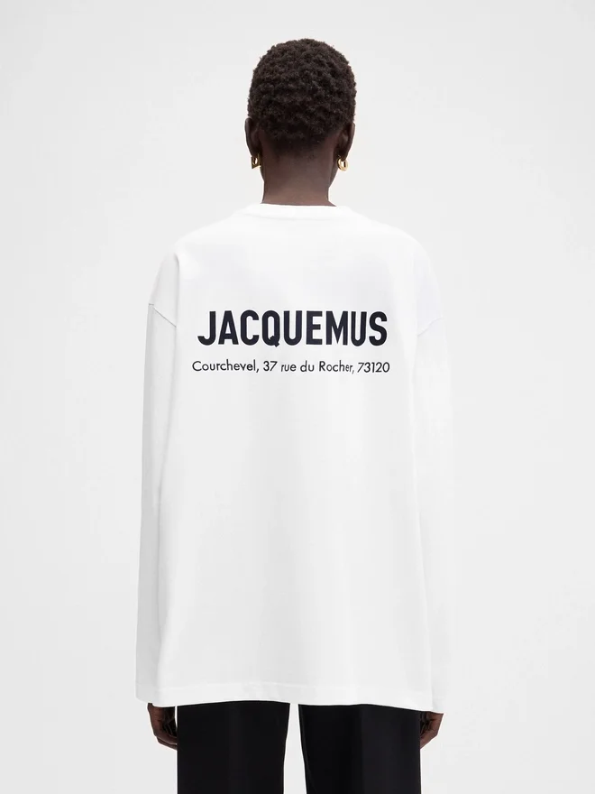The Courchevel address long-sleeve t-shirt Long sleeve t-shirt with printed address and logo – sold exclusively online and in our Courchevel store The Courchevel address long-sleeve t-shirt Long sleeve t-shirt with printed address and logo – sold exclusively online and in our Courchevel store