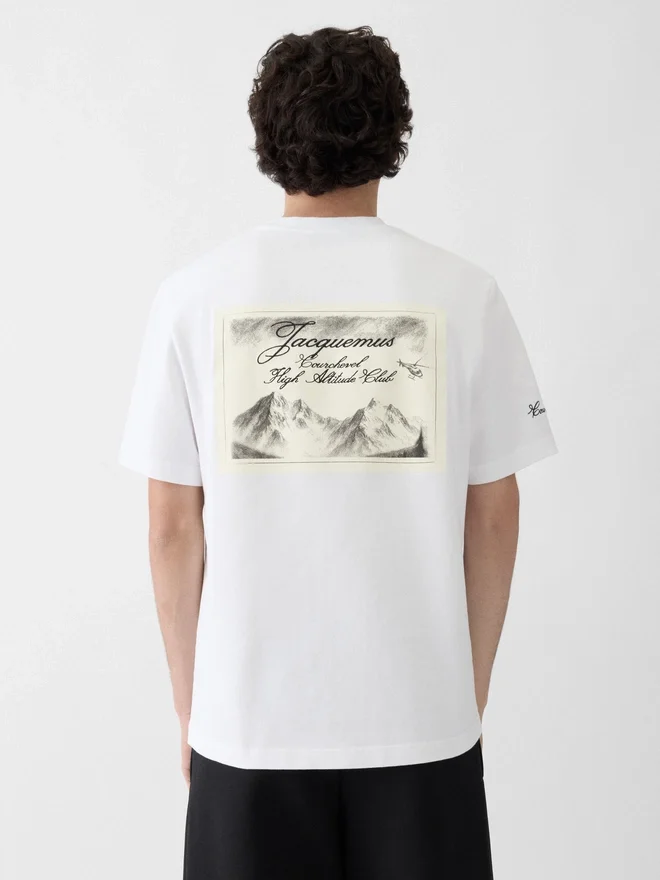 The Courchevel High Altitude Club t-shirt Logo short-sleeve t-shirt – exclusively sold online and in our Courchevel boutique The Courchevel High Altitude Club t-shirt Logo short-sleeve t-shirt – exclusively sold online and in our Courchevel boutique