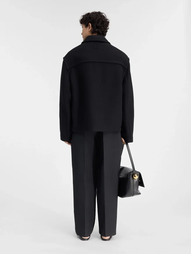 The cropped coat Minimal boxy jacket The cropped coat Minimal boxy jacket