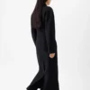 The Curvo coat Round-shoulder coat