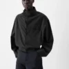 The Curvo jacket Lightweight technical jacket The Curvo jacket Lightweight technical jacket