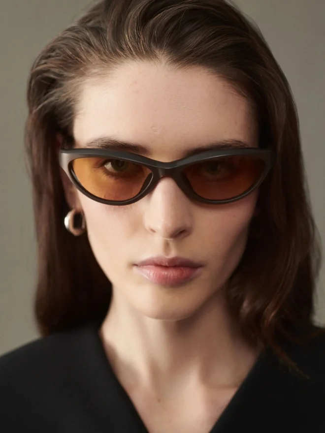 The Curvo sunglasses Oval cat-eye sunglasses The Curvo sunglasses Oval cat-eye sunglasses