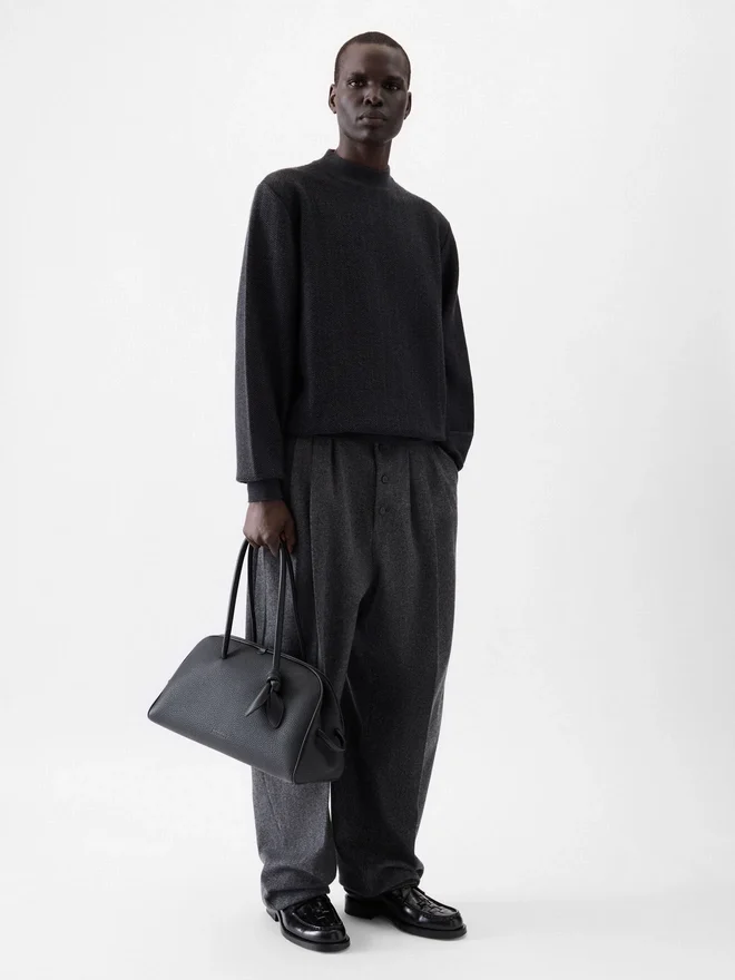 The Gio knit Round neck sweater The Gio knit Round neck sweater