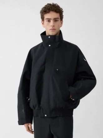 The Gore-Tex jacket Jacquemus + Nike 2-in-1 Gore-Tex jacket – Jacquemus + Nike collaboration