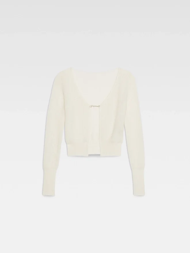 The Jacquemus cardigan Fluffy charm logo cardigan The Jacquemus cardigan Fluffy charm logo cardigan