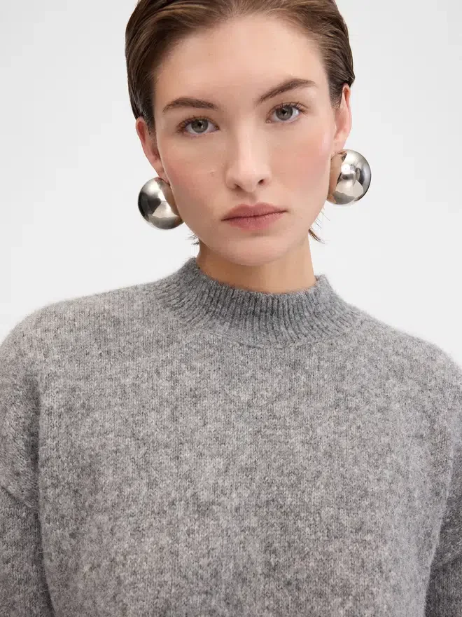 The Jacquemus knit Logo jumper The Jacquemus knit Logo jumper