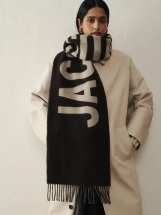 The Jacquemus scarf Fringe logo scarf