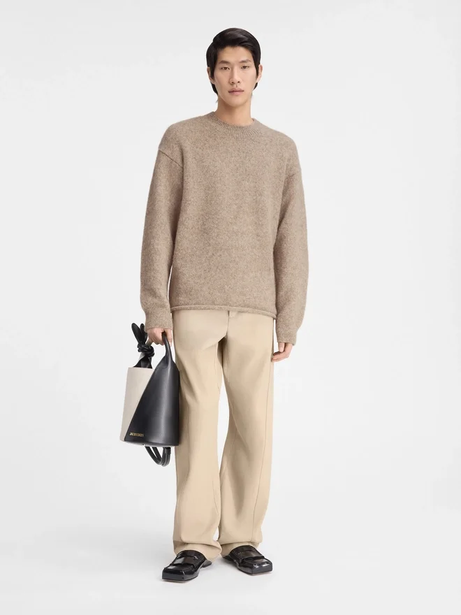 The Jacquemus sweater Signature jumper The Jacquemus sweater Signature jumper