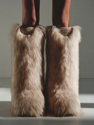 The Jacquemus Yeti Moon Boot High faux fur boots – in collaboration with Moon Boot