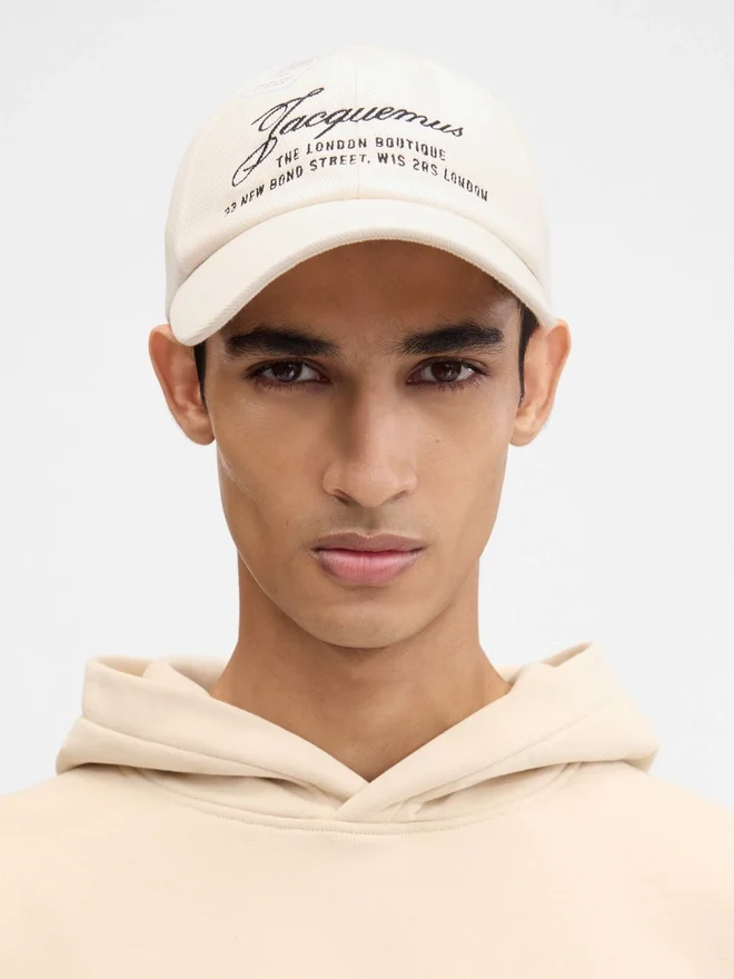 The London baseball cap Logo cap – exclusively sold online and in our London store The London baseball cap Logo cap – exclusively sold online and in our London store