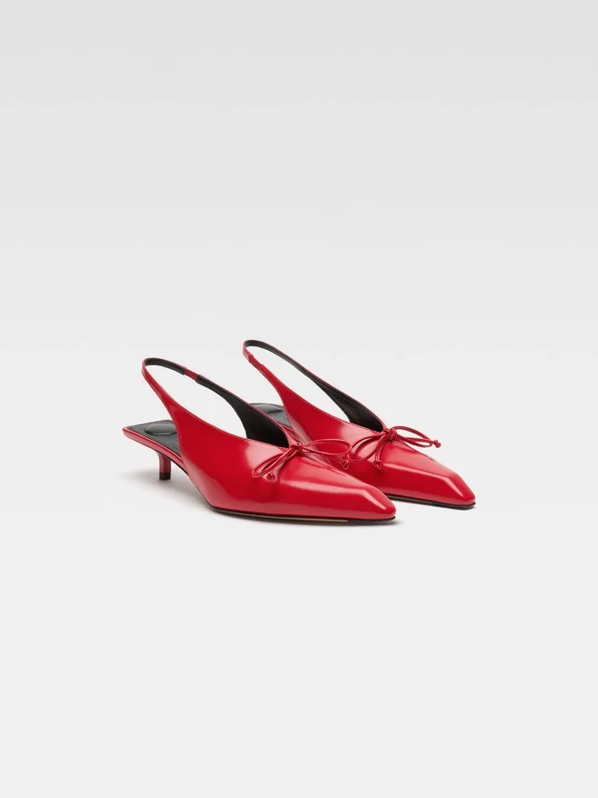 The low Cubisto slingbacks Sling-back kitten heels The low Cubisto slingbacks Sling-back kitten heels