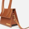 The medium Chiquito Signature handbag