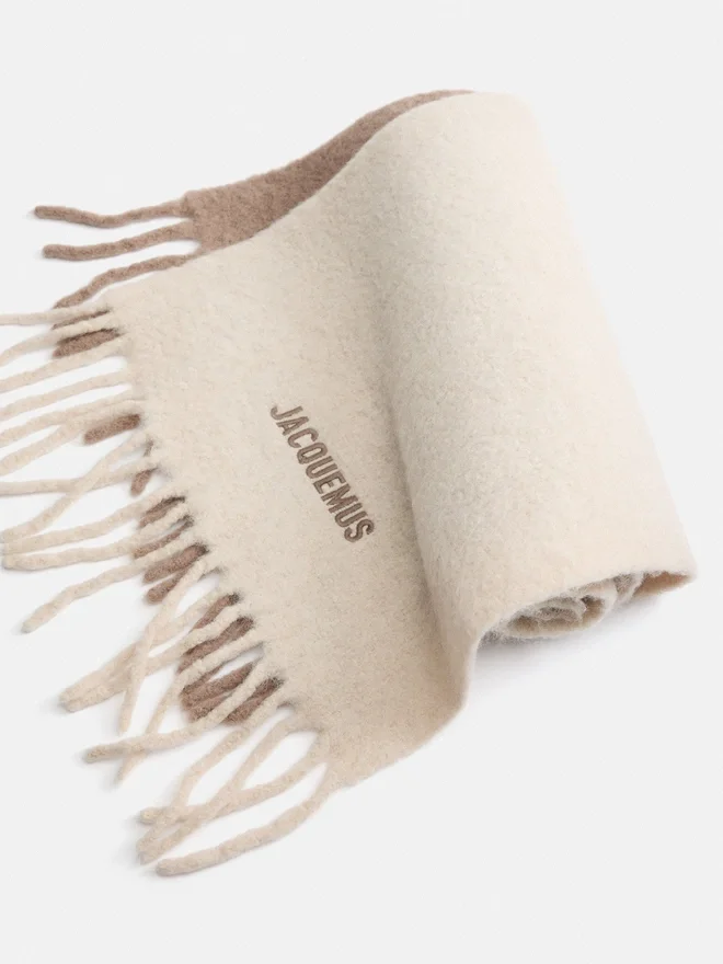 The Moisson scarf Gradient scarf The Moisson scarf Gradient scarf