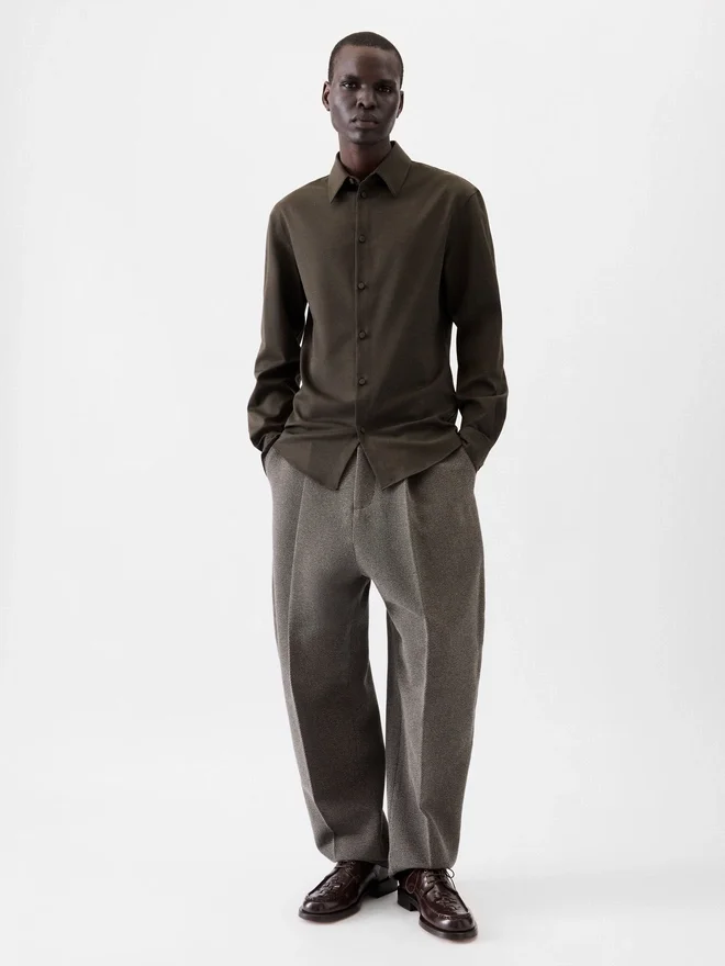 The Mondani shirt Fitted shirt The Mondani shirt Fitted shirt