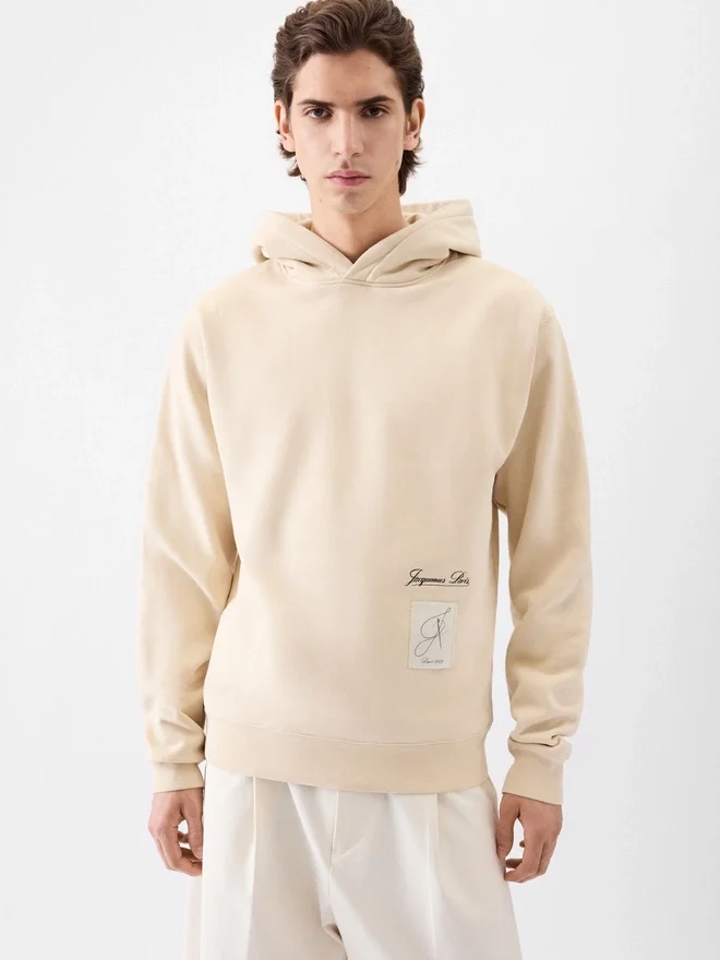 The Montaigne hoodie Logo hooded sweatshirt – sold exclusively online and in our Paris store The Montaigne hoodie Logo hooded sweatshirt – sold exclusively online and in our Paris store