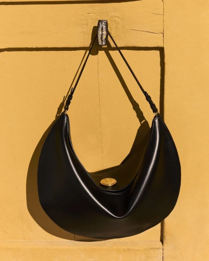 The Ovalo bag Hobo bag