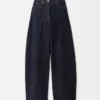 The Ovalo de-Nîmes denim pants High-waisted curved jeans The Ovalo de-Nîmes denim pants High-waisted curved jeans