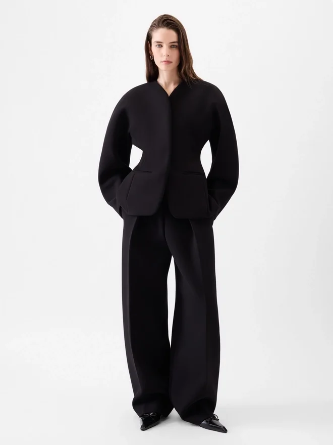 The Ovalo jacket Fitted jacket The Ovalo jacket Fitted jacket