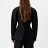 The Ovalo jacket Fitted jacket The Ovalo jacket Fitted jacket