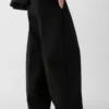 The Ovalo pants Curved pants