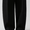 The Ovalo pants Curved pants
