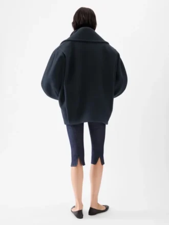 The Ovalo peacoat Round peacoat