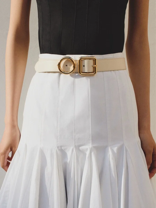 The Regalo belt Circle and square buckle belt The Regalo belt Circle and square buckle belt
