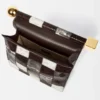 The Rond Carré clutch Take-out clutch