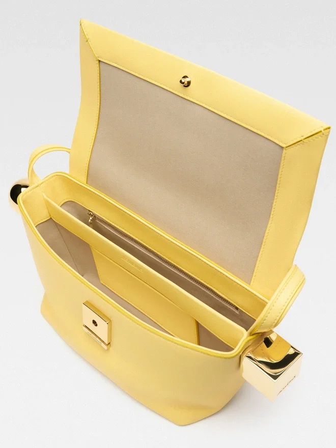 The Rond Carré Folded shoulder bag The Rond Carré Folded shoulder bag