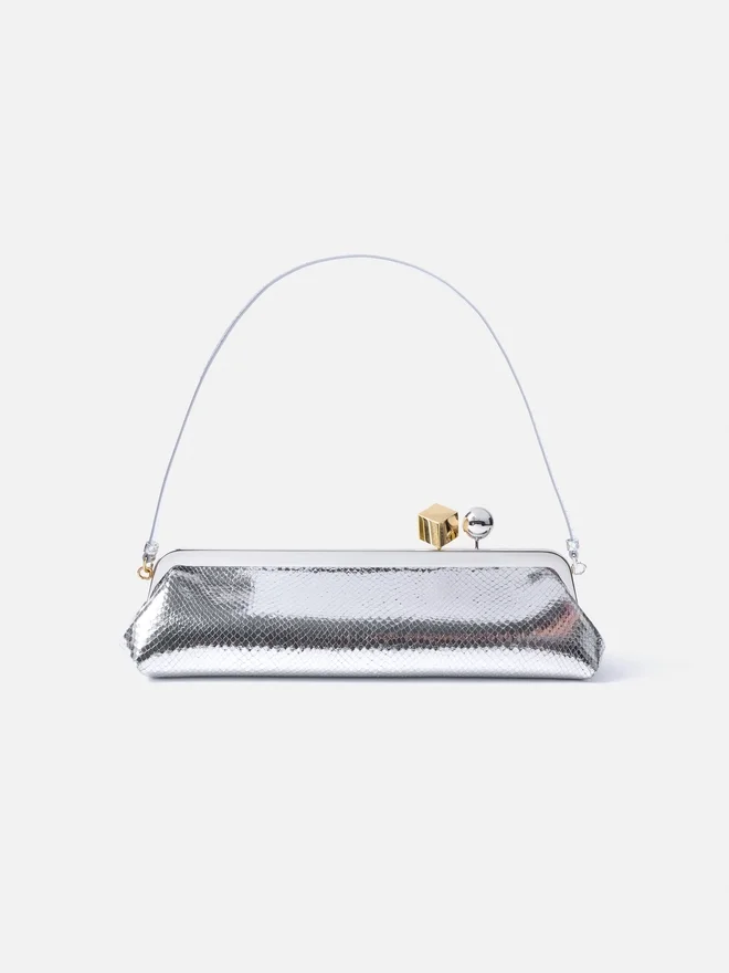 The Salon clutch Long clasp bag The Salon clutch Long clasp bag