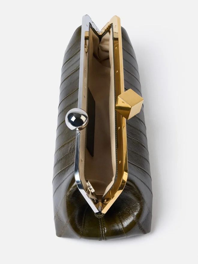 The Salon clutch Long clasp bag The Salon clutch Long clasp bag