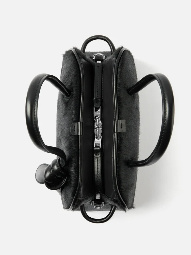 The small Turismo Small soft bowling bag The small Turismo Small soft bowling bag