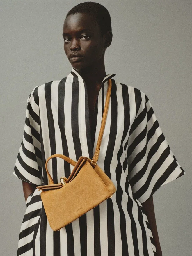 The small Valérie Small folded bag The small Valérie Small folded bag