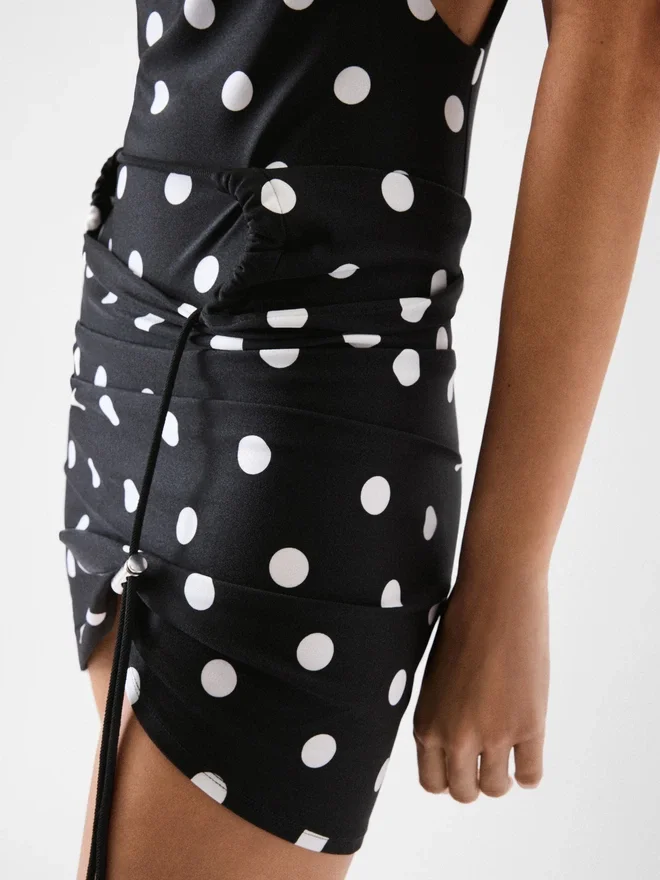 The Spiaggia dress Square-neck dress with built-in bodysuit The Spiaggia dress Square-neck dress with built-in bodysuit