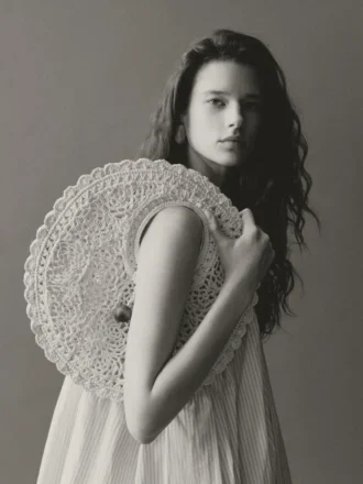 The Spiaggia small round bag Small lace circle bag