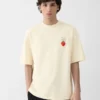 The strawberry t-shirt Logo t-shirt with strawberry patch The strawberry t-shirt Logo t-shirt with strawberry patch