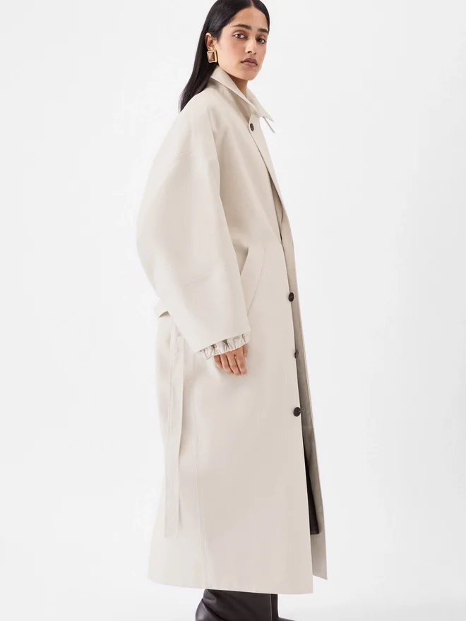 The Trapezi trench coat Relaxed trench coat The Trapezi trench coat Relaxed trench coat