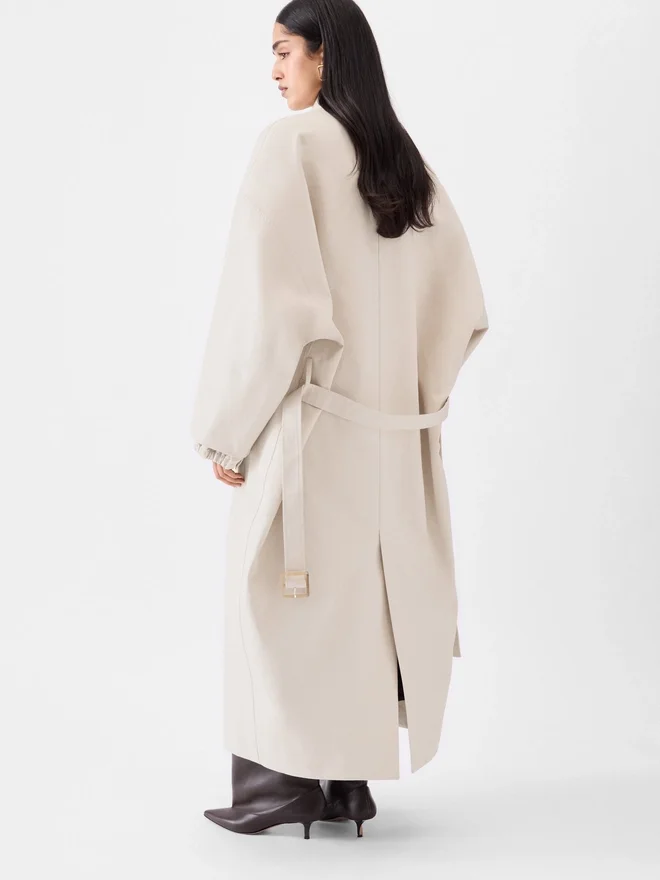 The Trapezi trench coat Relaxed trench coat The Trapezi trench coat Relaxed trench coat