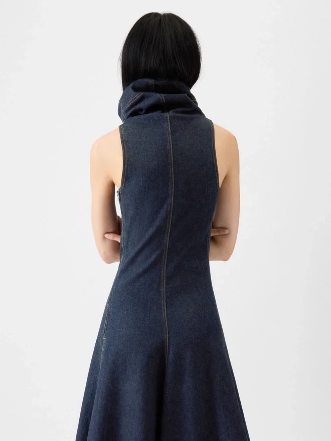 The Triangle de-Nîmes denim dress High stand-collar denim dress The Triangle de-Nîmes denim dress High stand-collar denim dress