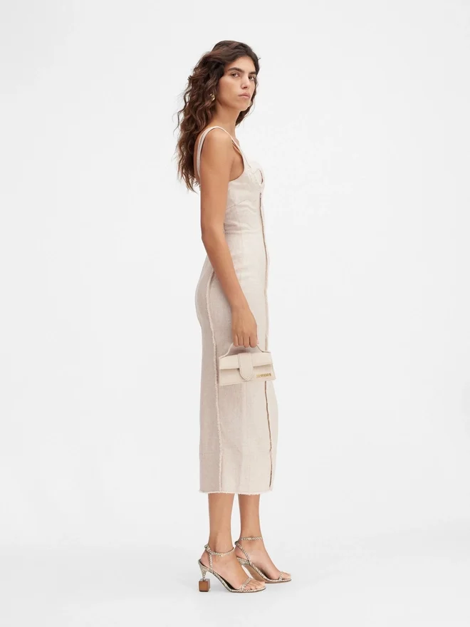 The Valérie dress Frayed fitted dress The Valérie dress Frayed fitted dress