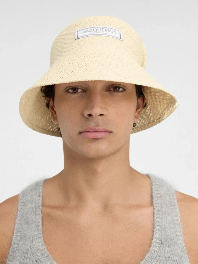 The Vela hat Folded raffia bucket hat The Vela hat Folded raffia bucket hat