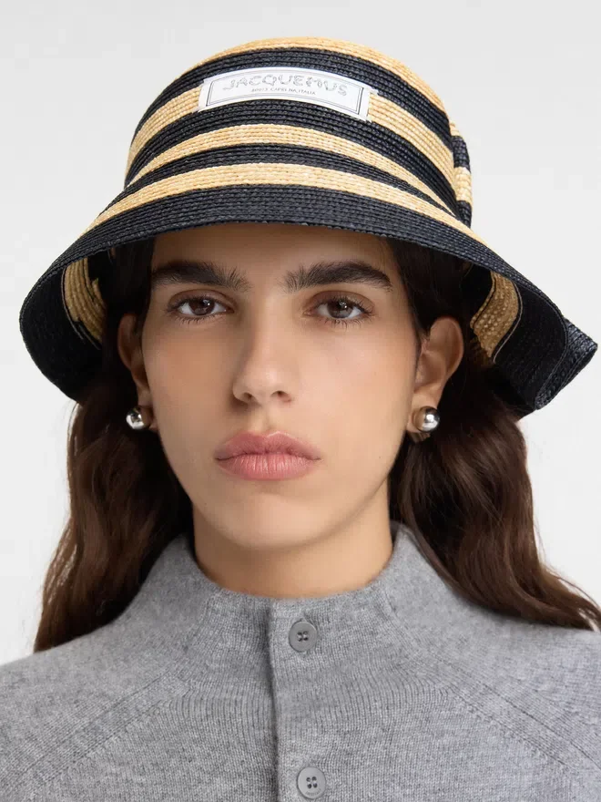 The Vela hat Folded raffia bucket hat The Vela hat Folded raffia bucket hat