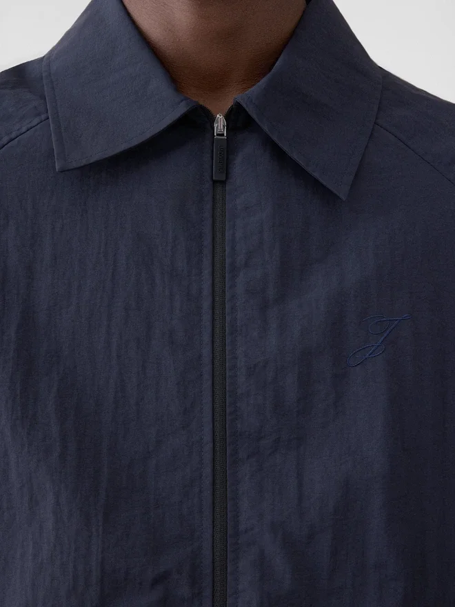 The windbreaker Windbreaker The windbreaker Windbreaker